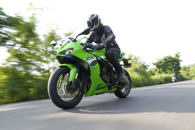 Kawasaki Ninja ZX-6R On Road Price in Mangalore Starts at 12.49
